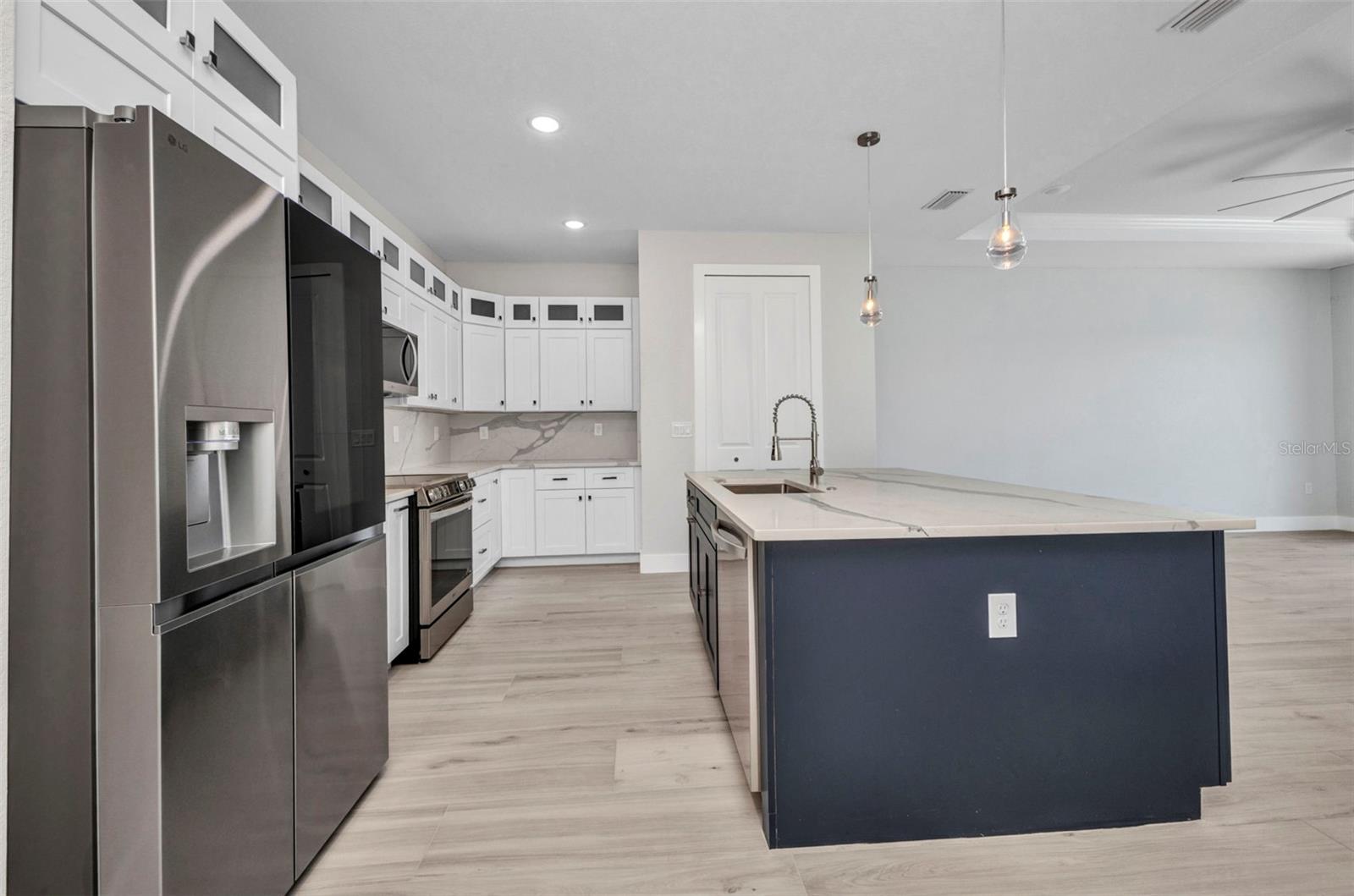 Image 7 of 48 For 1327 Wesley Drive