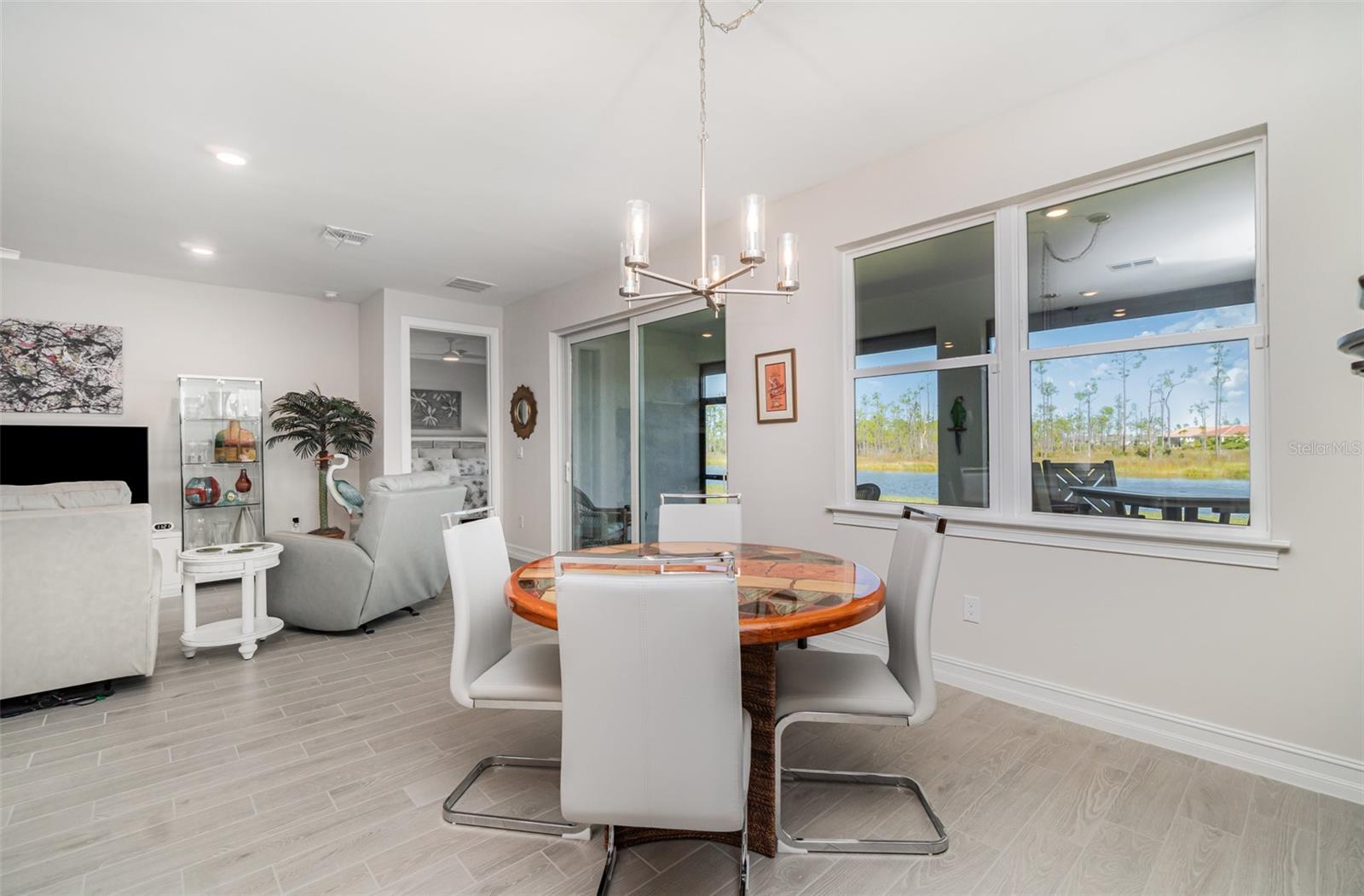 Image 10 of 34 For 3845 Crosswater Drive