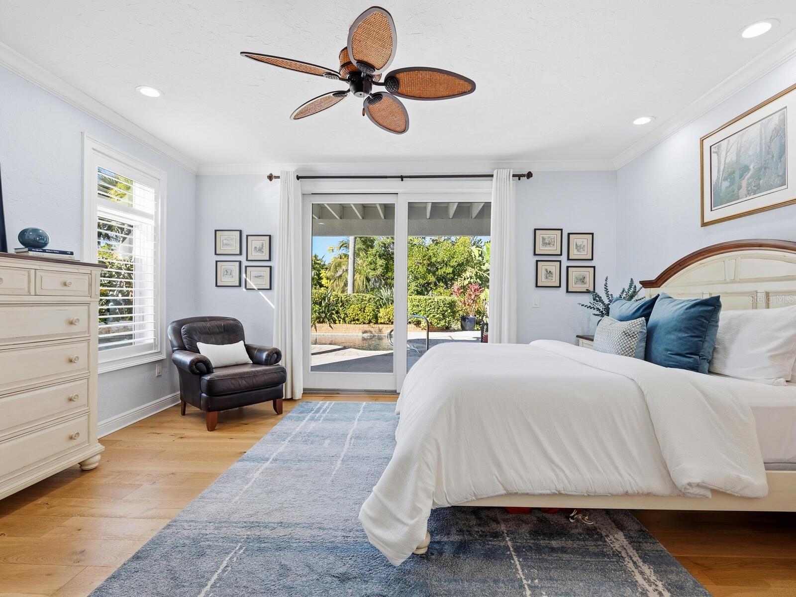 Image 23 of 71 For 6934 Belgrave Drive