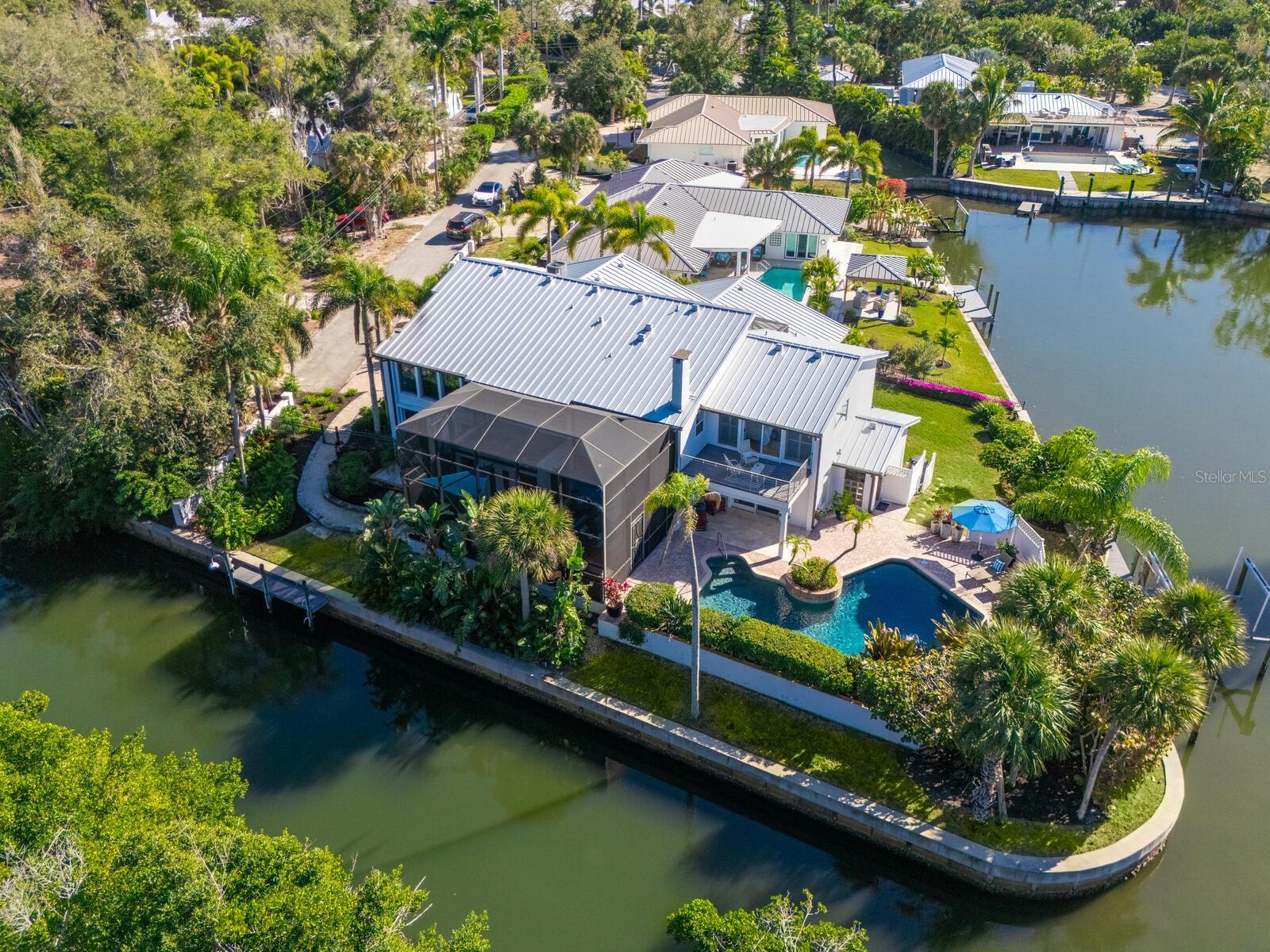 Image 41 of 71 For 6934 Belgrave Drive