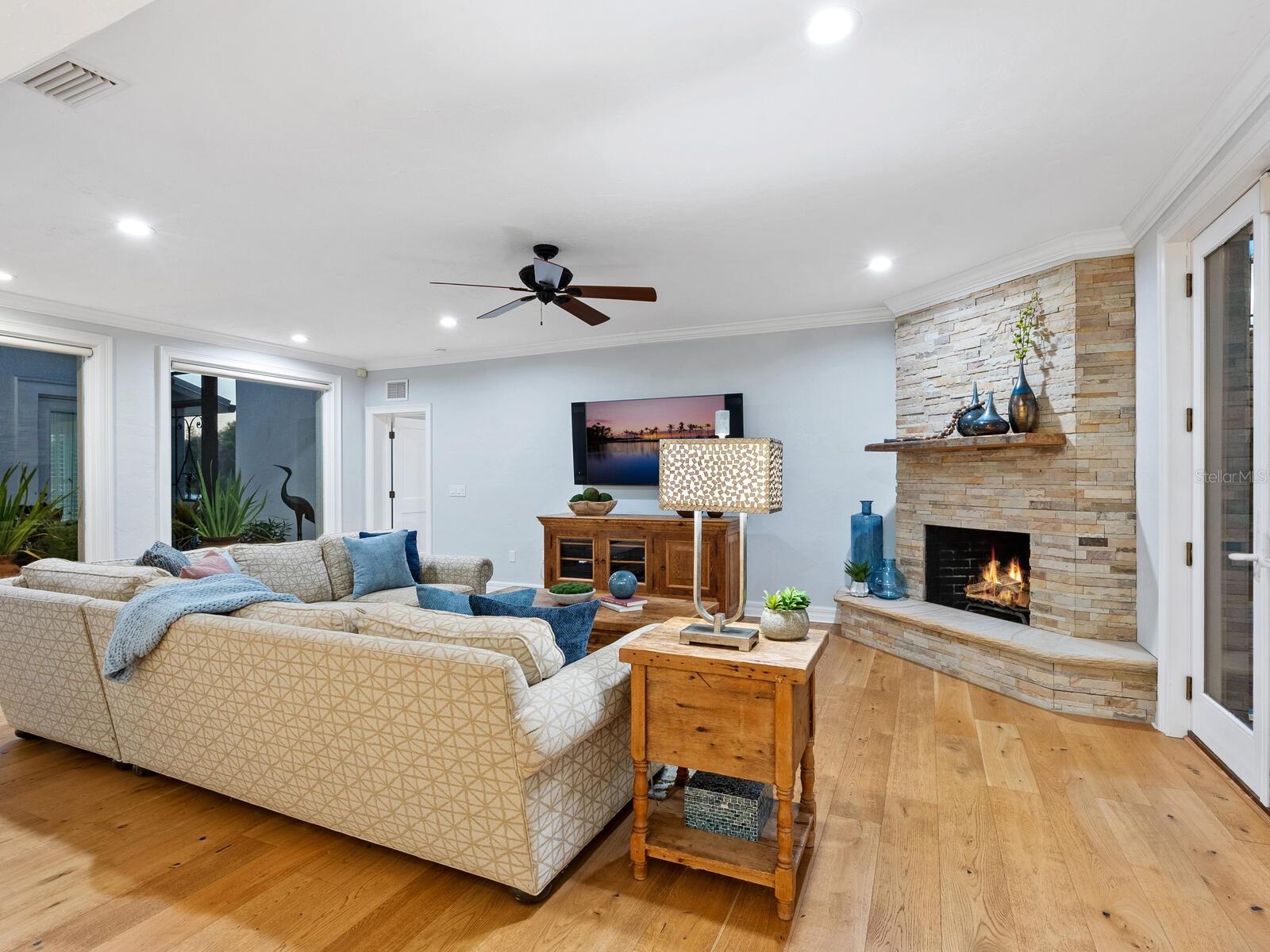 Image 49 of 71 For 6934 Belgrave Drive