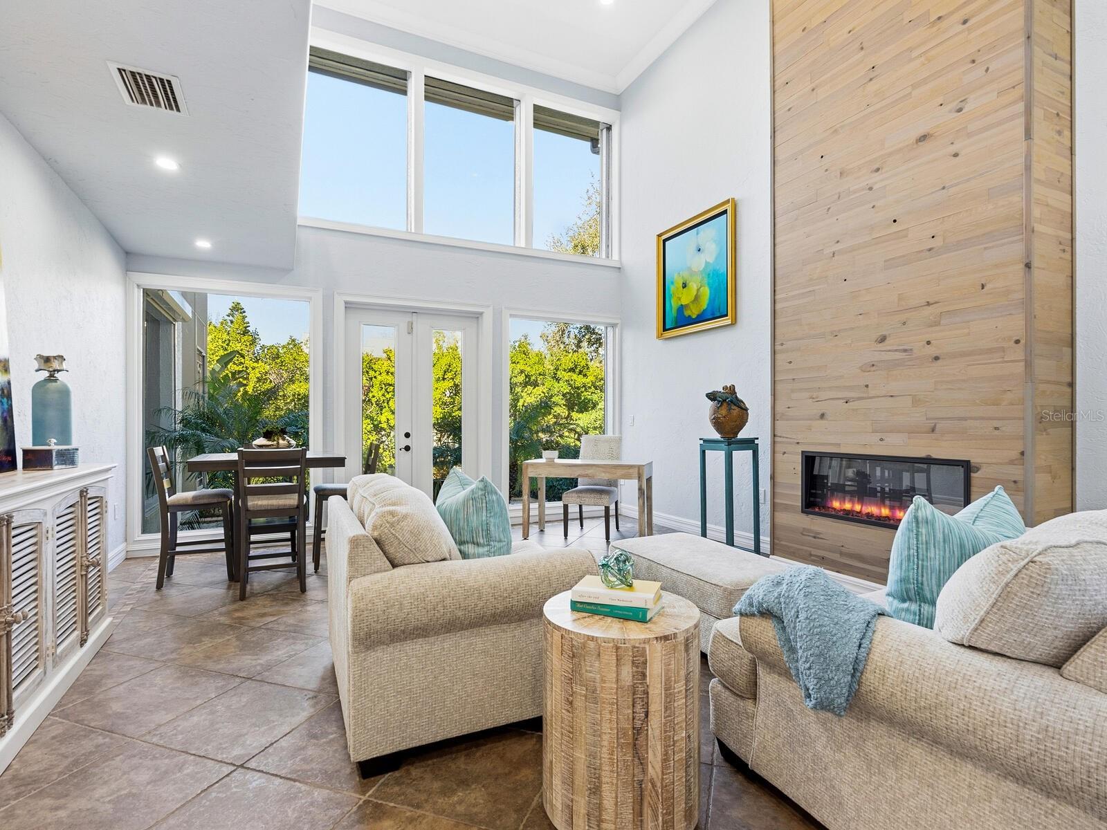 Image 6 of 71 For 6934 Belgrave Drive