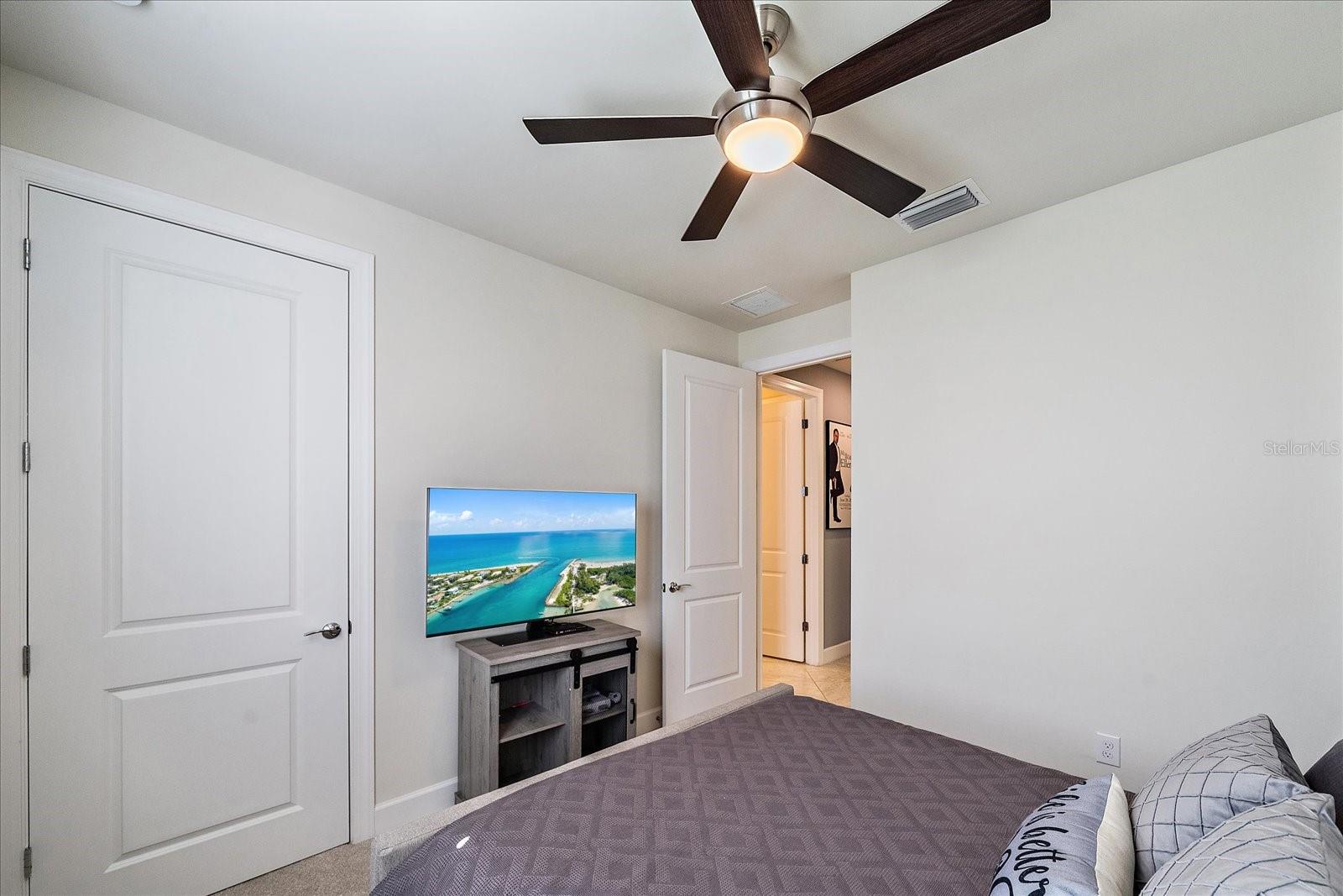 Image 26 of 45 For 825 Seascape Place