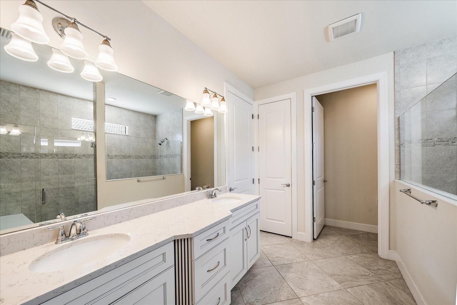 Image 32 of 45 For 825 Seascape Place