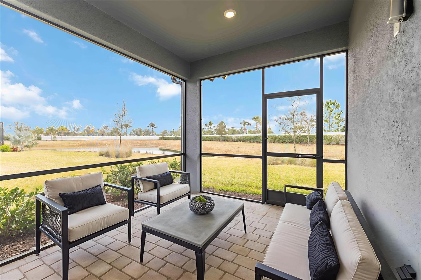 Image 37 of 48 For 5811 Silverside Pine Court