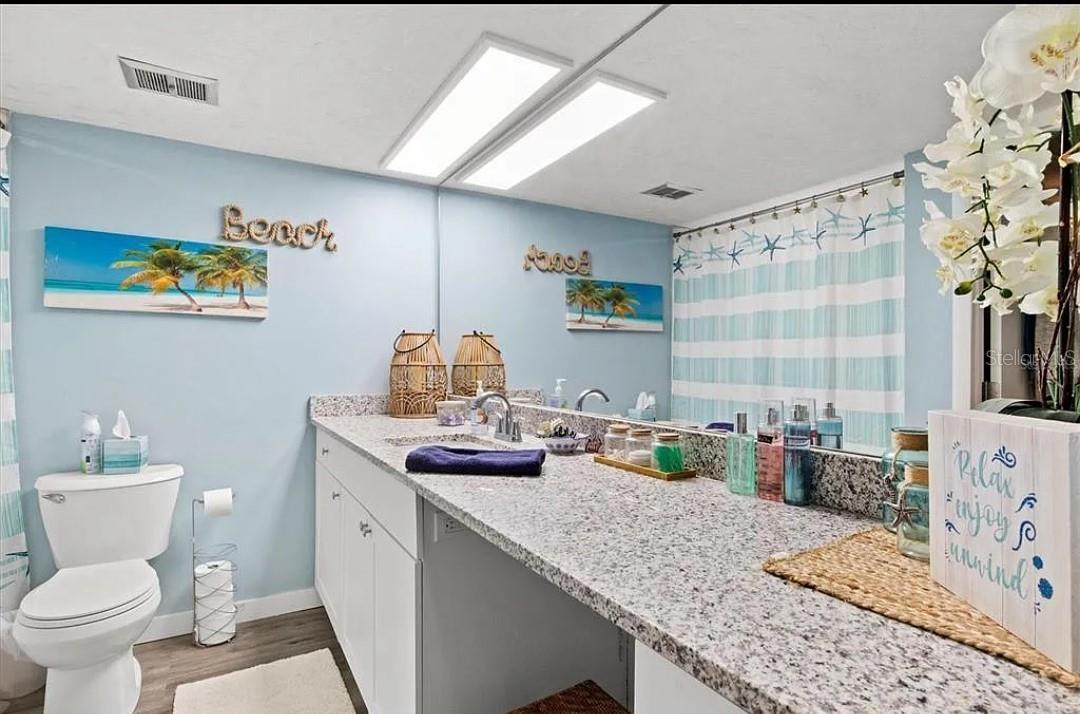 Image 13 of 21 For 7461 Country Club Drive N 108