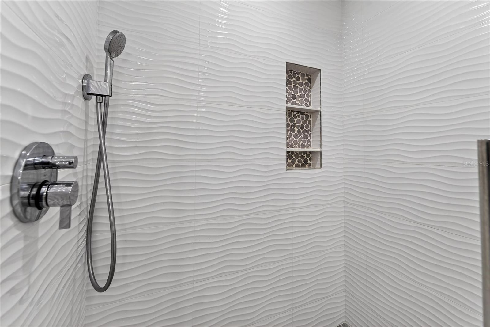 Image 40 of 77 For 2155 Harbourside Drive 804