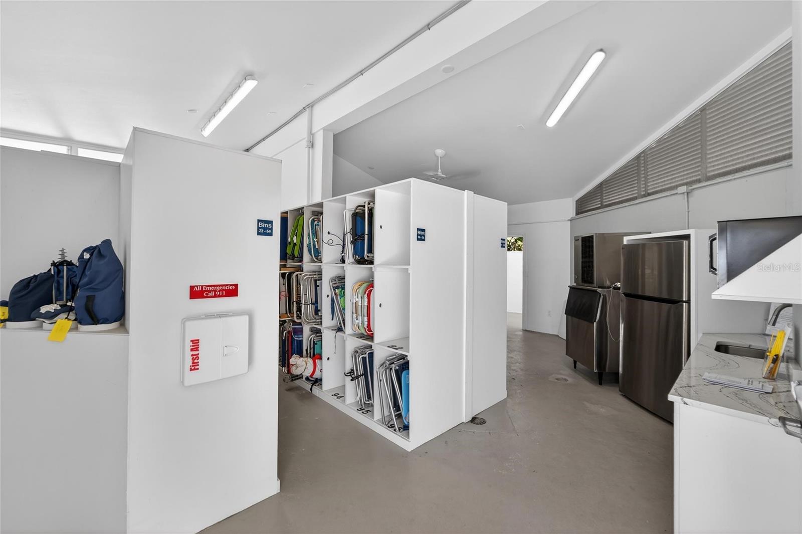 Image 69 of 77 For 2155 Harbourside Drive 804