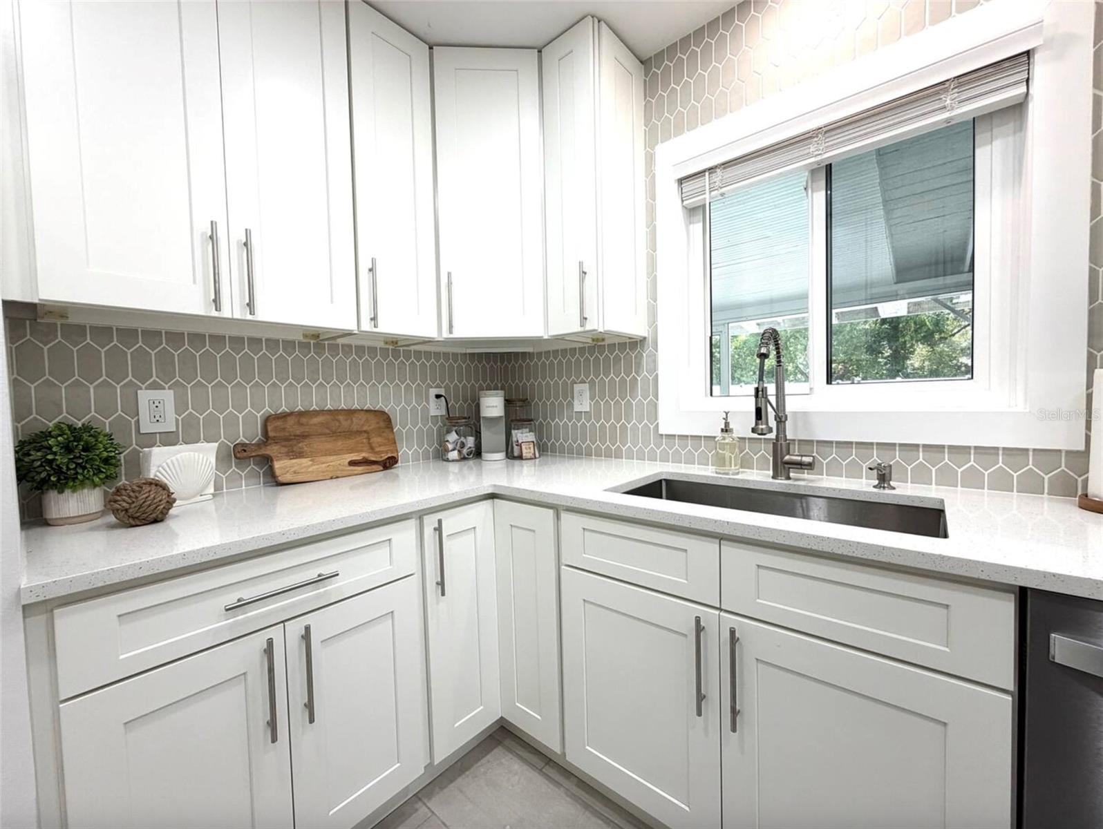 Image 7 of 17 For 2238 Clematis Street