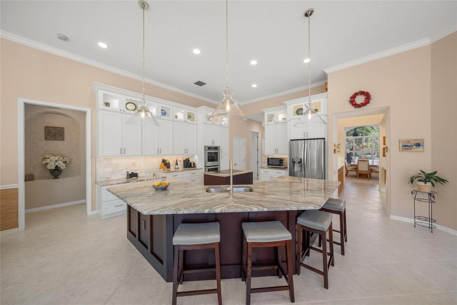 Listing photo id 16 for 2799 Dick Wilson Drive