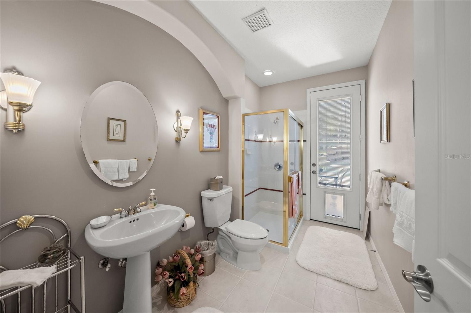 Listing photo id 31 for 2799 Dick Wilson Drive