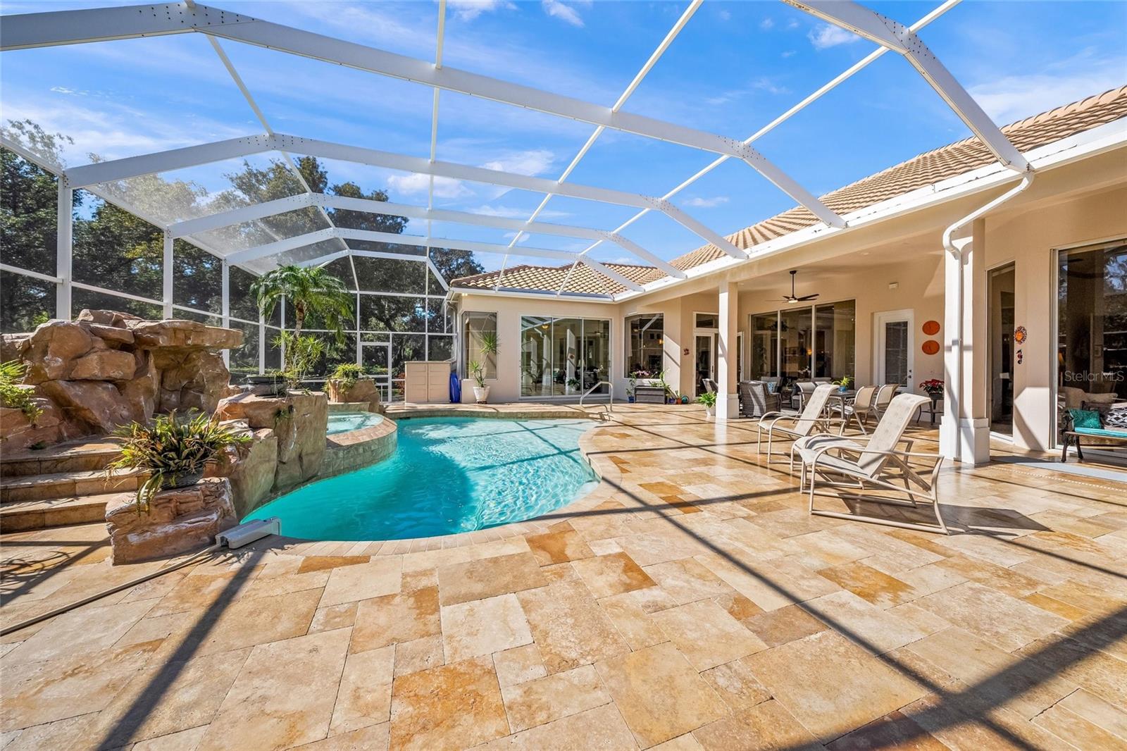 Listing photo id 39 for 2799 Dick Wilson Drive