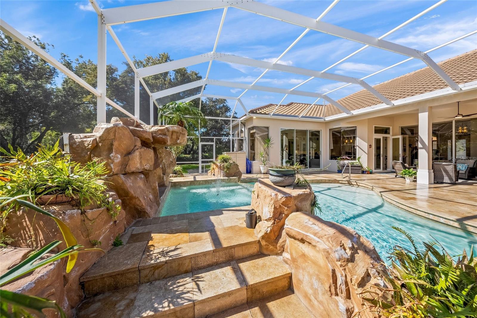 Listing photo id 40 for 2799 Dick Wilson Drive