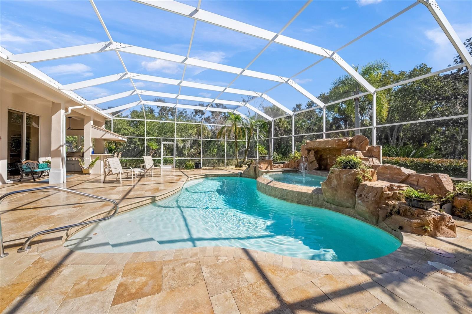 Listing photo id 42 for 2799 Dick Wilson Drive