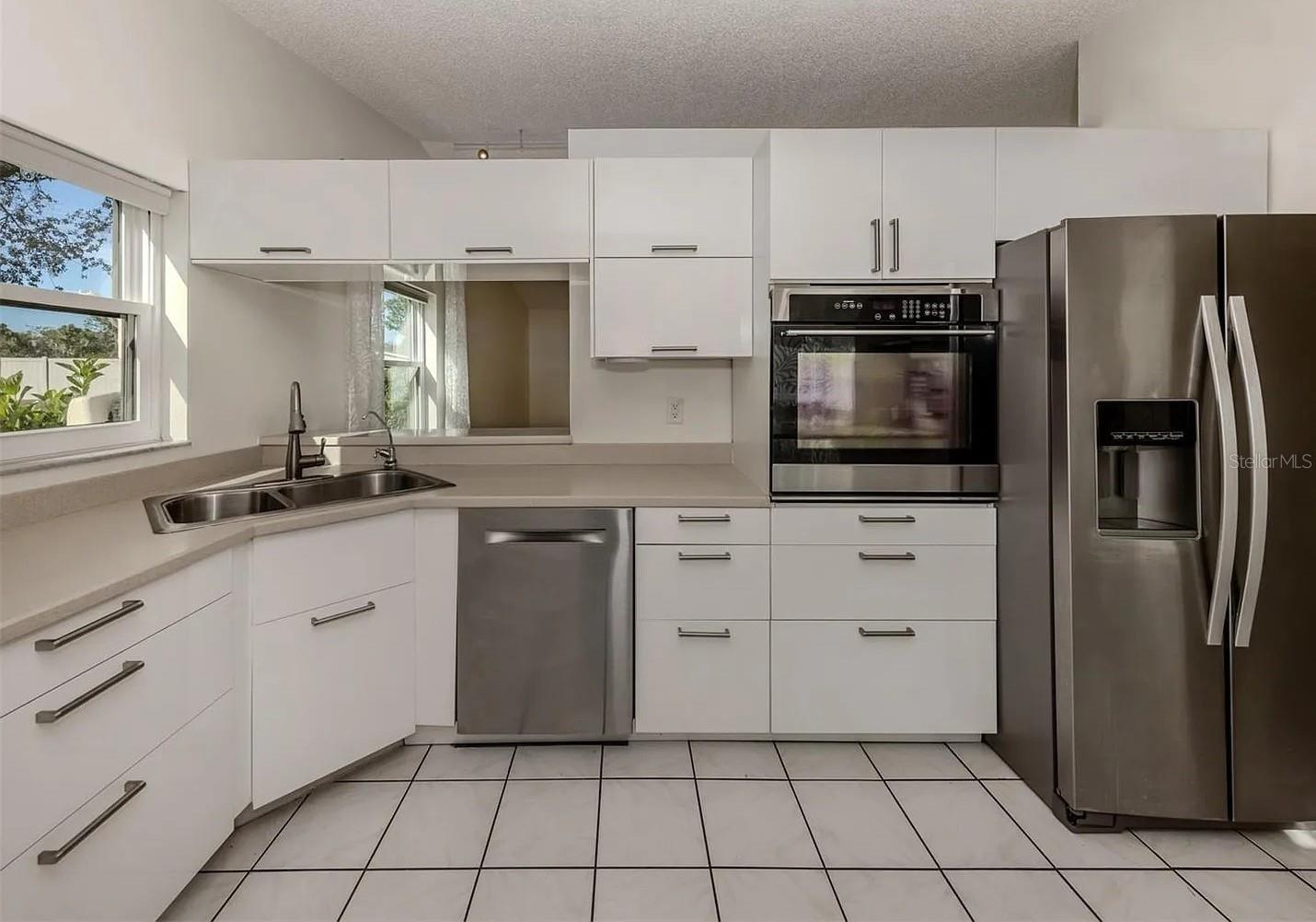 Image 15 of 44 For 1700 Curry Trail 35