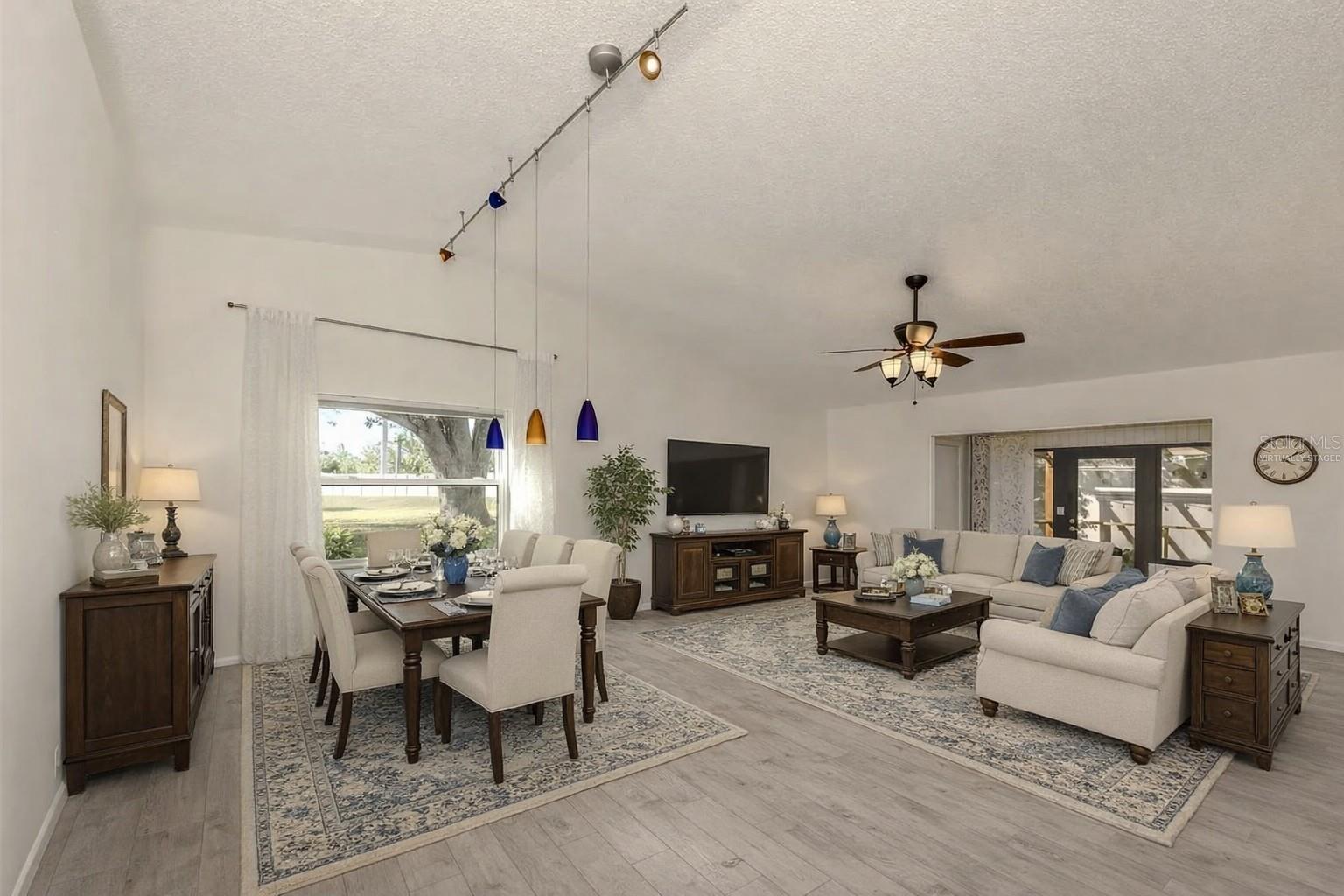 Image 3 of 44 For 1700 Curry Trail 35