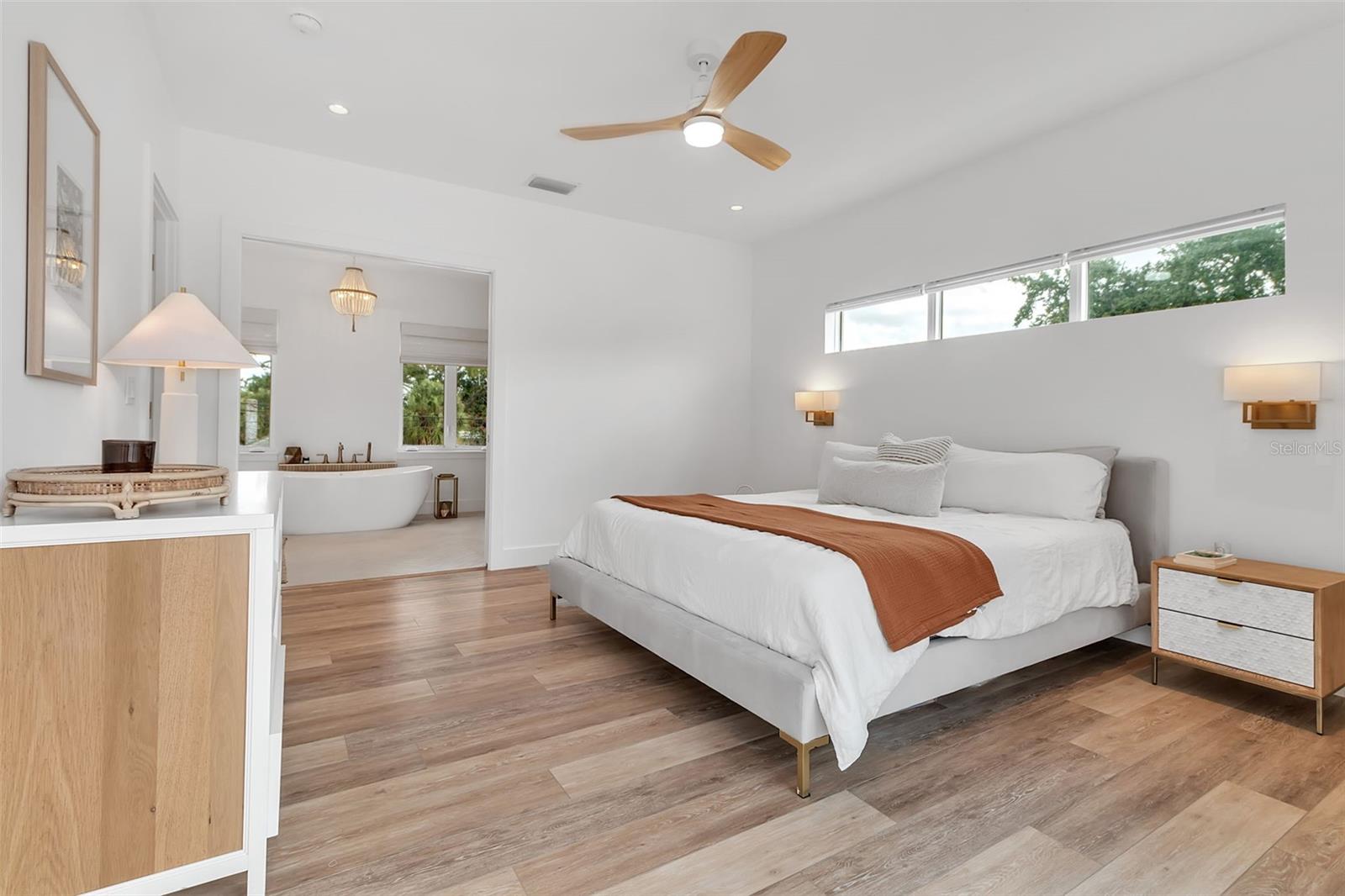 Image 35 of 77 For 1642 Arlington Street