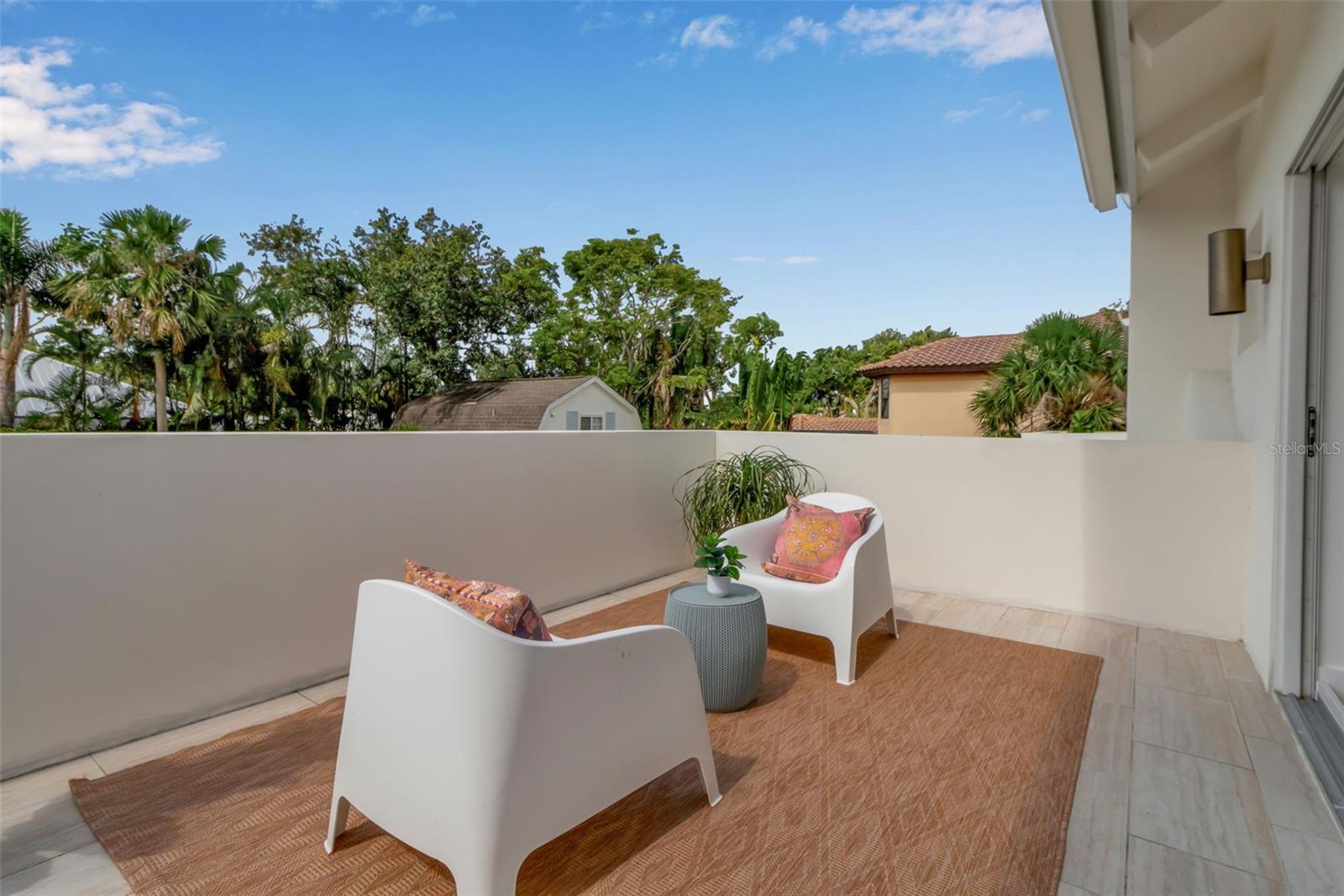 Image 37 of 77 For 1642 Arlington Street