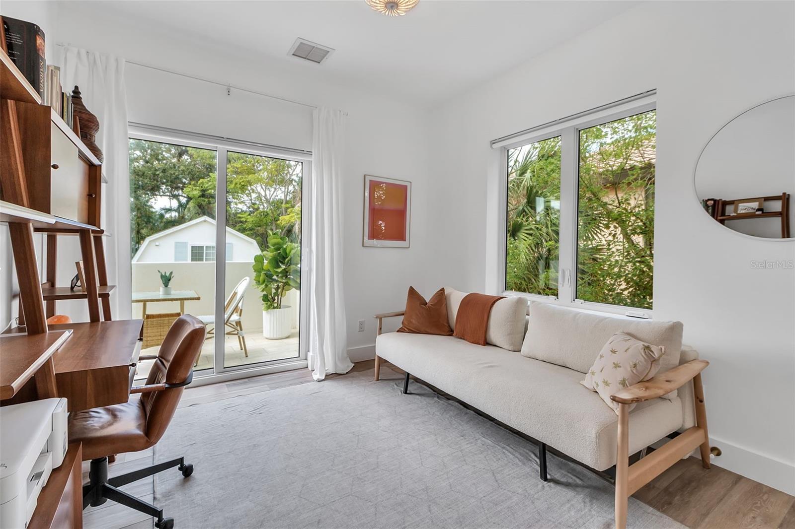 Image 48 of 77 For 1642 Arlington Street