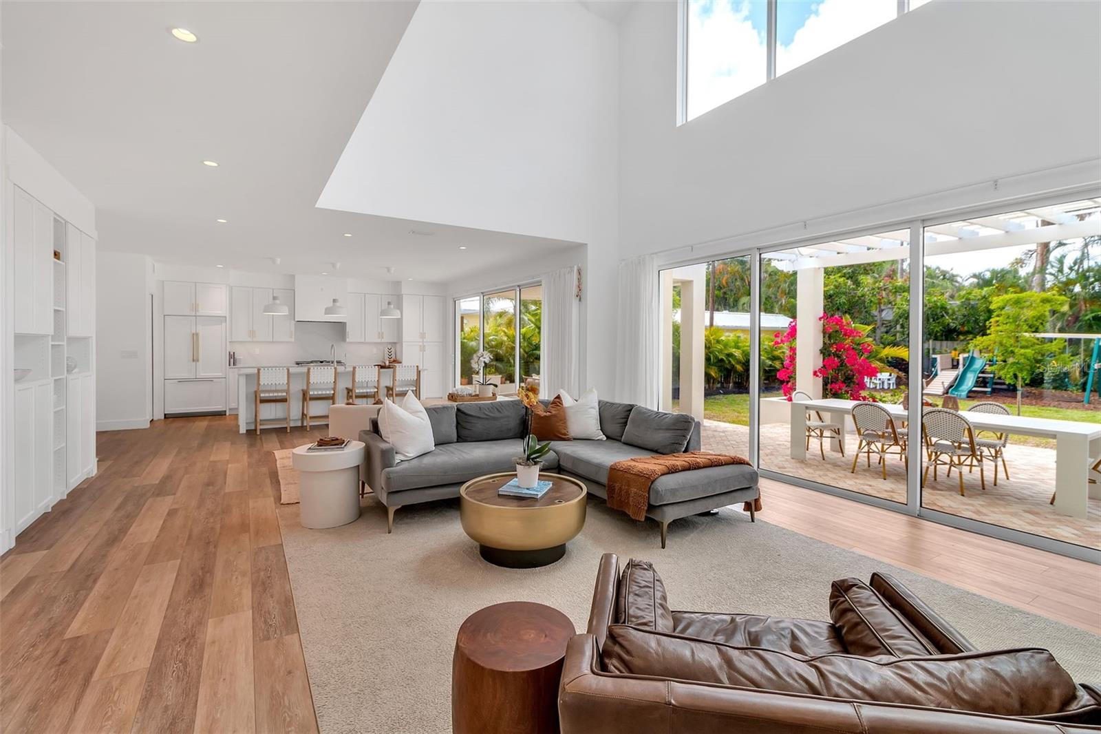 Image 5 of 77 For 1642 Arlington Street