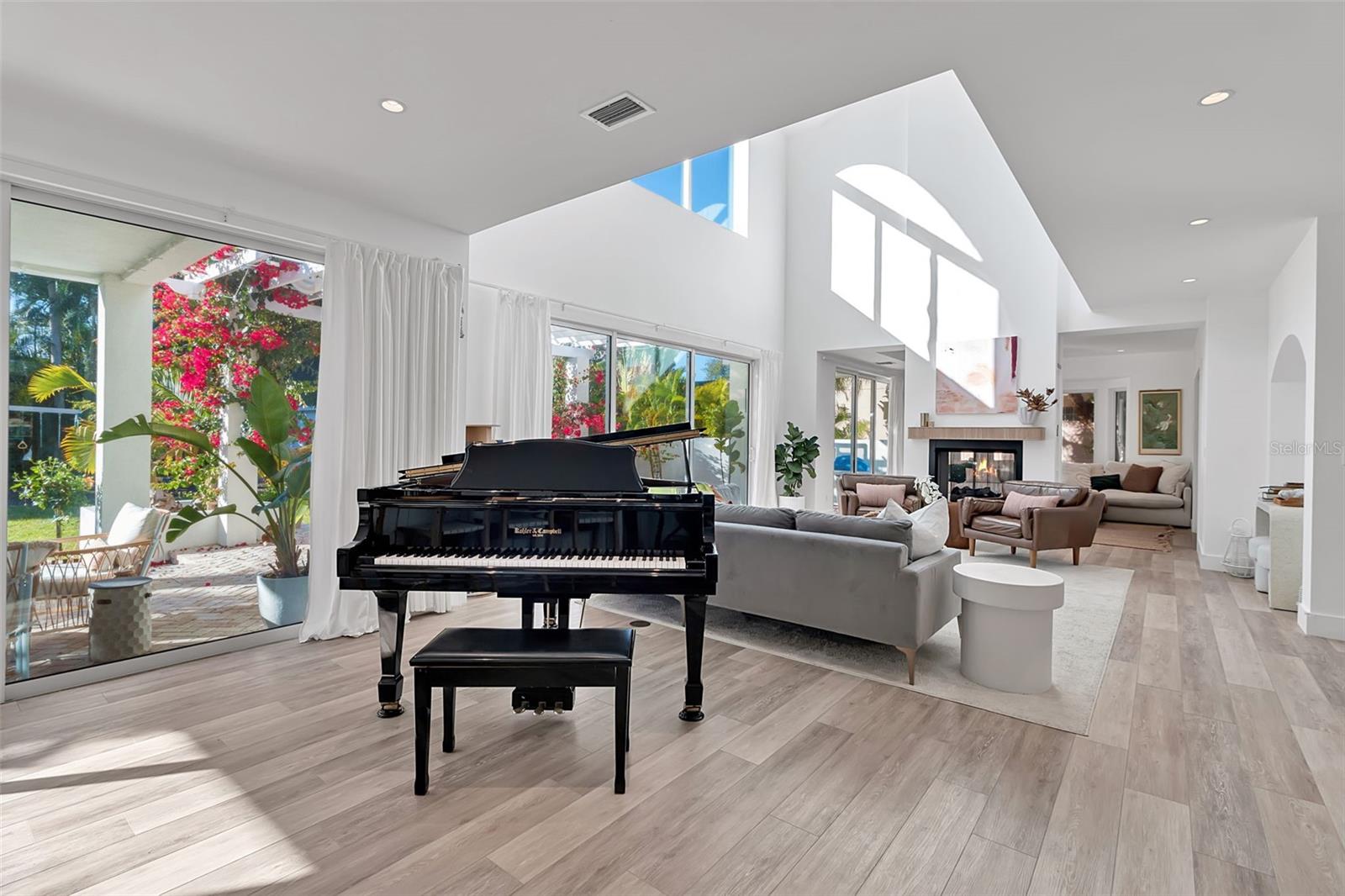 Image 9 of 77 For 1642 Arlington Street