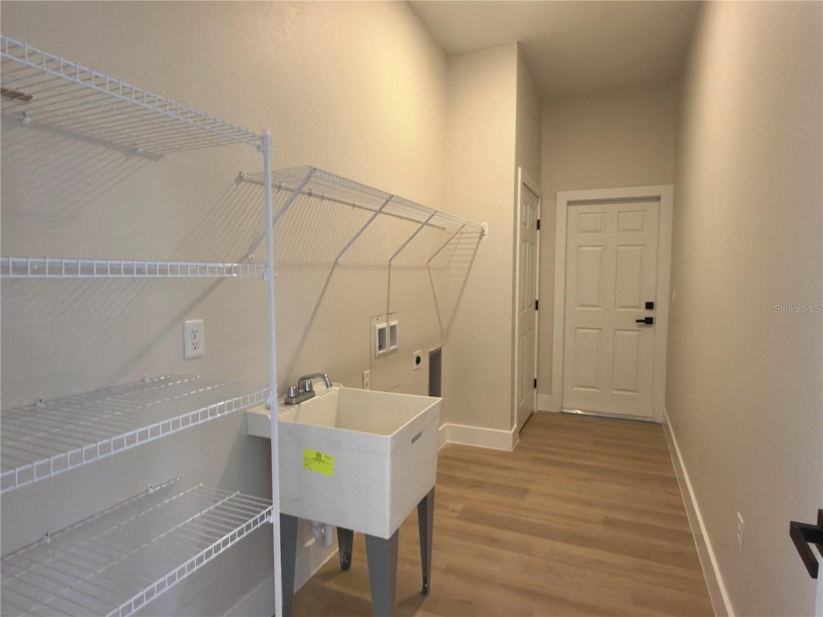 Image 14 of 17 For 2712 Nogales Road