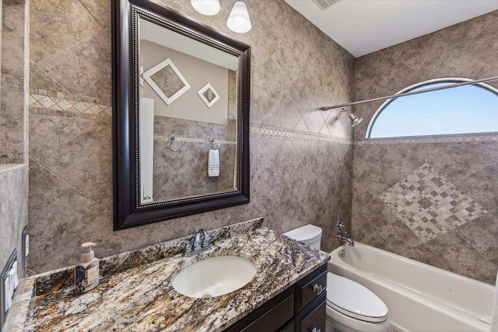 Image 62 of 100 For 22580 Morning Glory Circle