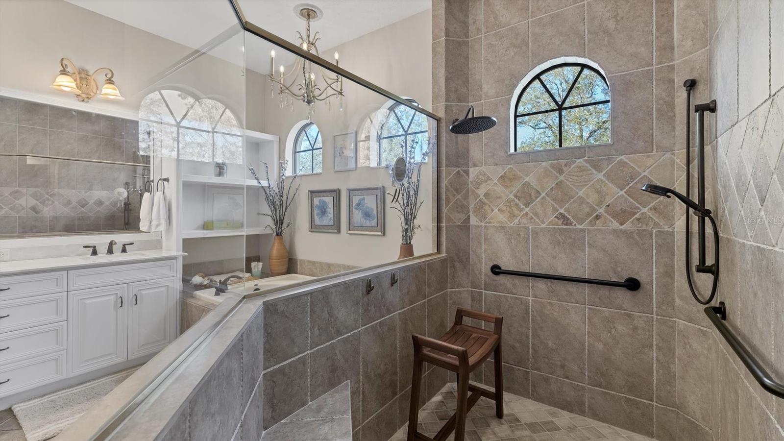 Image 18 of 65 For 6410 Butlers Crest Drive