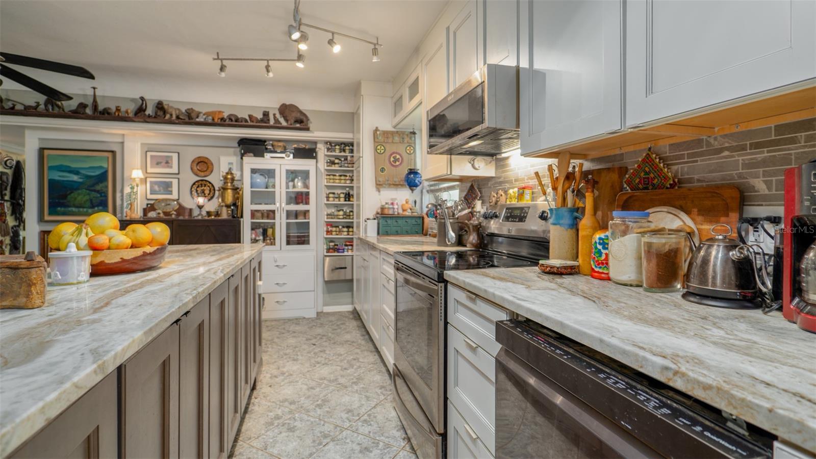 Image 10 of 39 For 5508 9th Avenue N