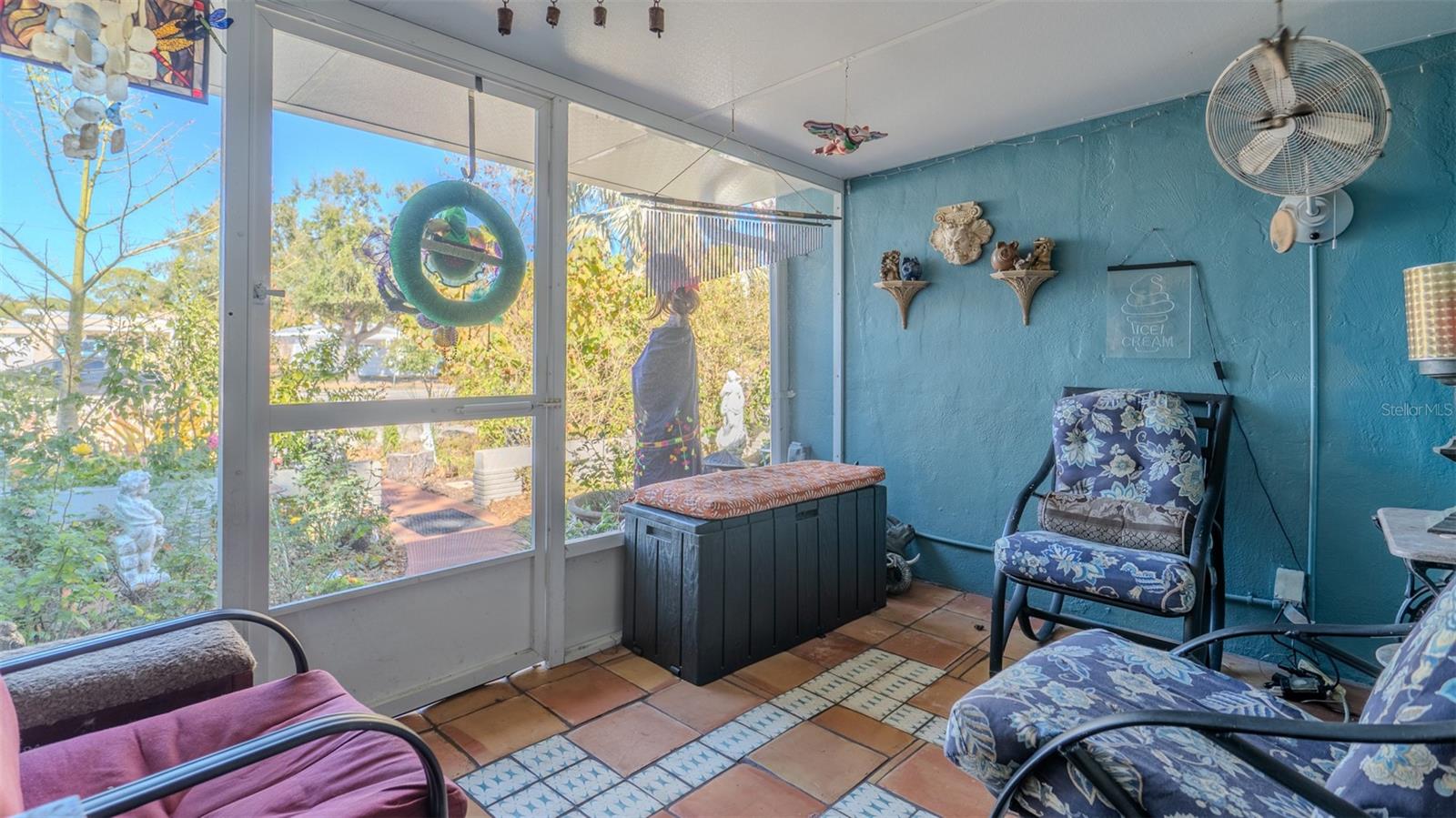 Image 7 of 39 For 5508 9th Avenue N