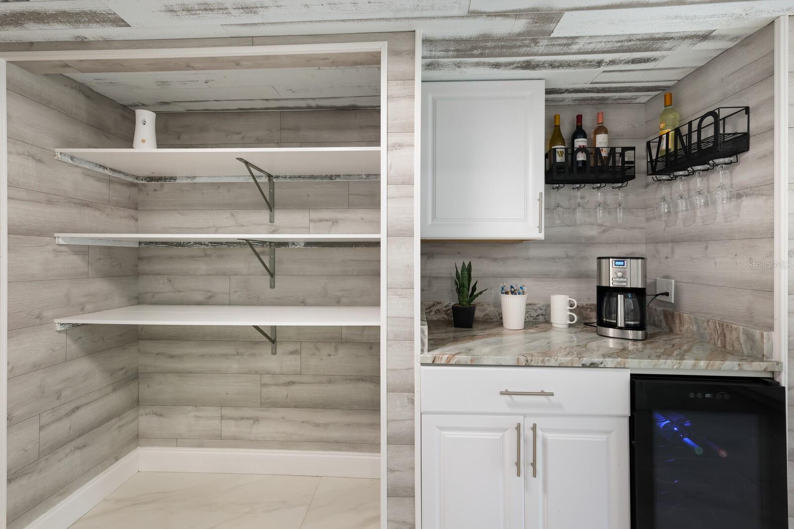 Image 7 of 17 For 339 Barcelona Drive 339