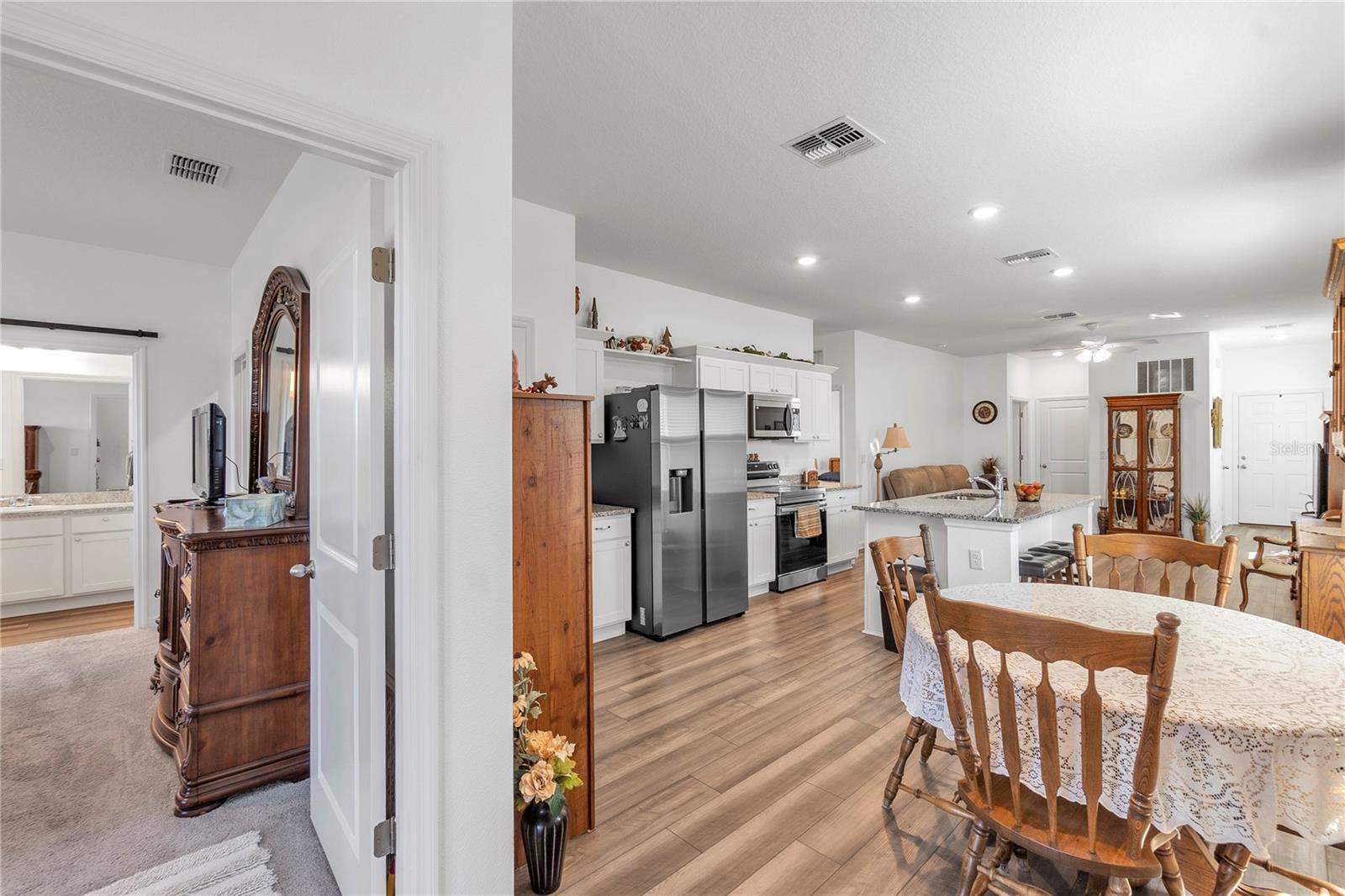 Image 6 of 24 For 10427 Ladybug Cove