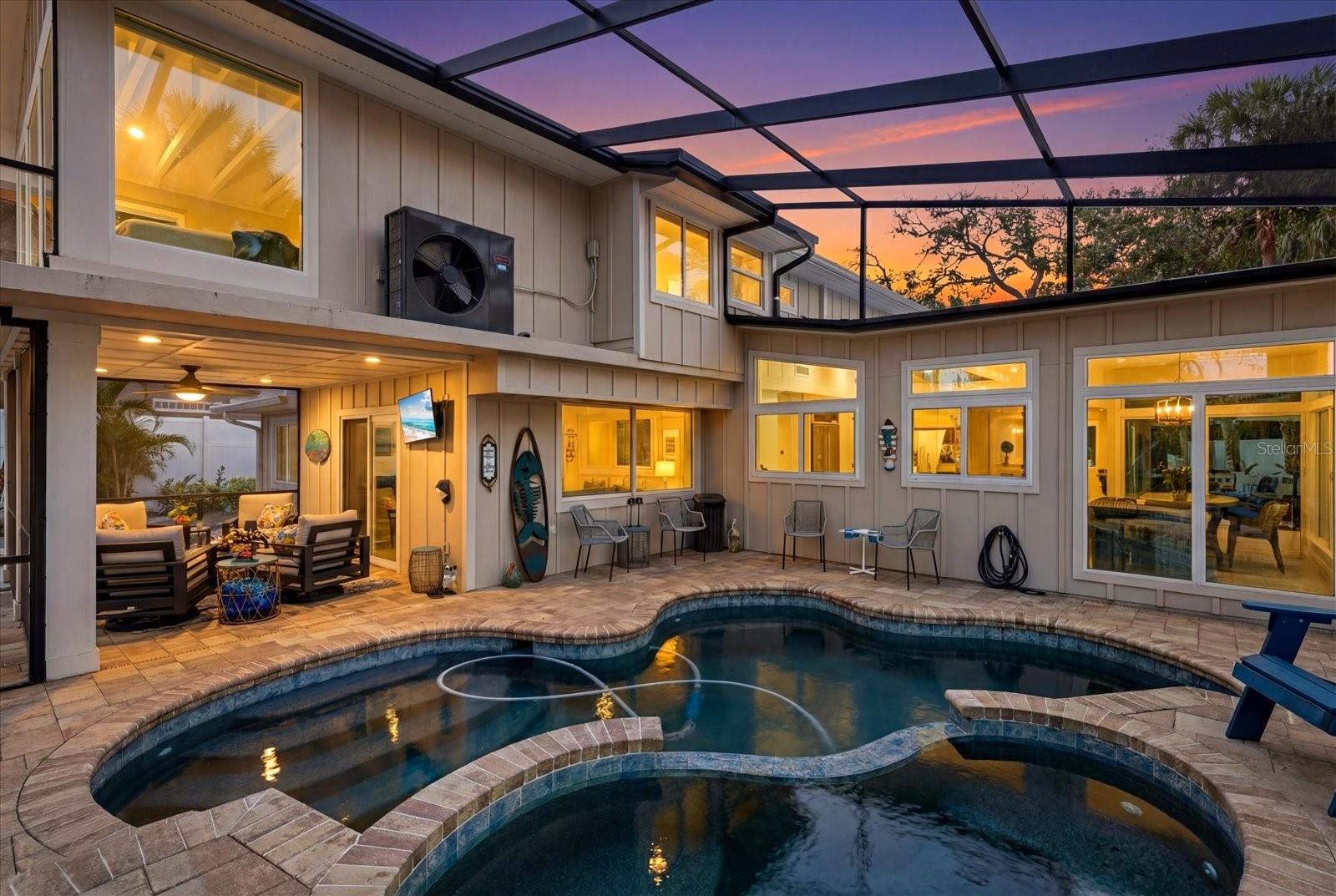 Listing photo id 51 for 5045 Oxford Drive