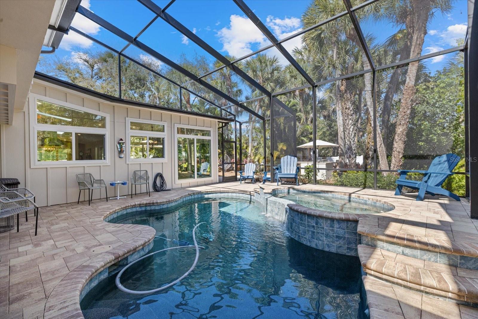 Listing photo id 55 for 5045 Oxford Drive