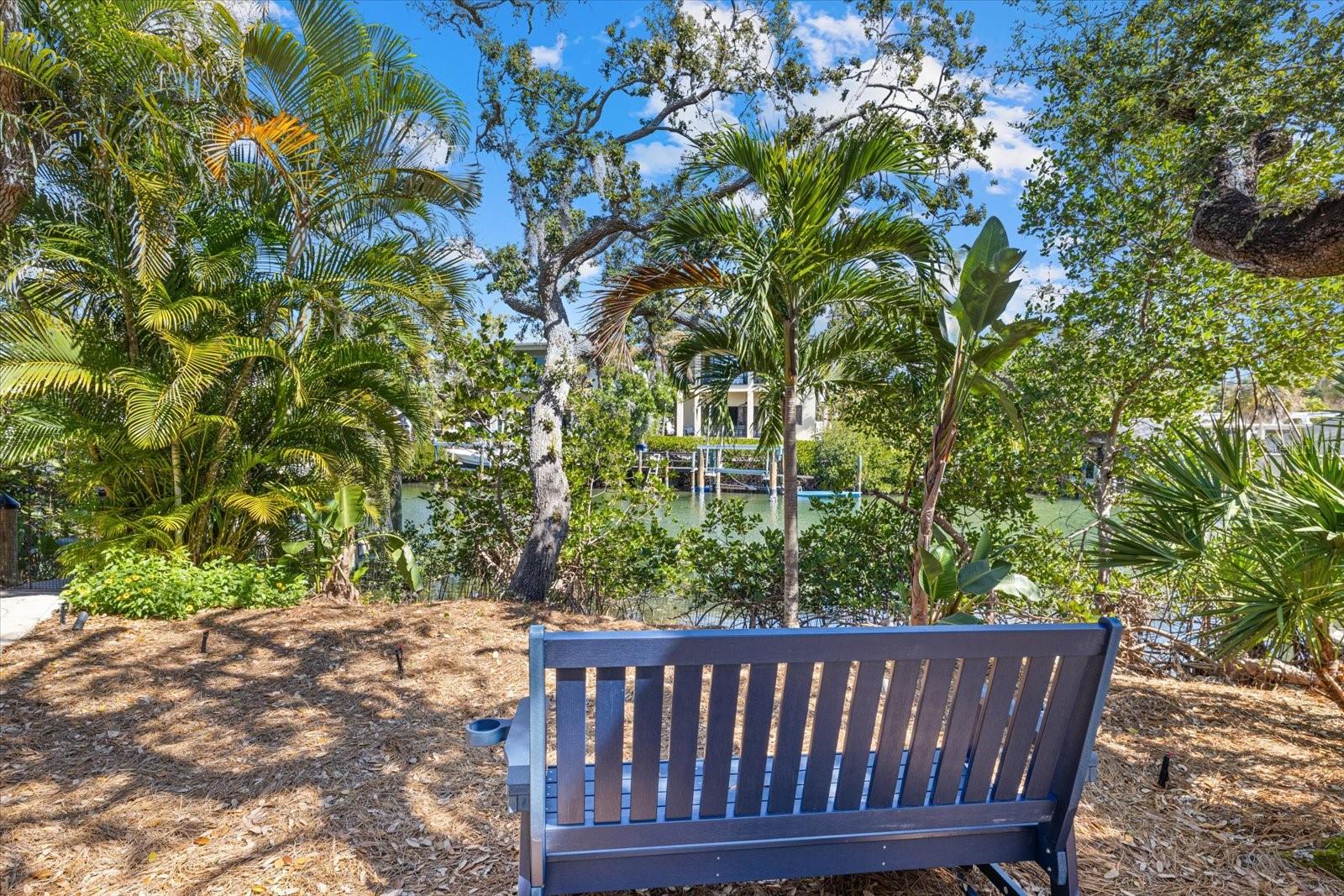 Listing photo id 61 for 5045 Oxford Drive