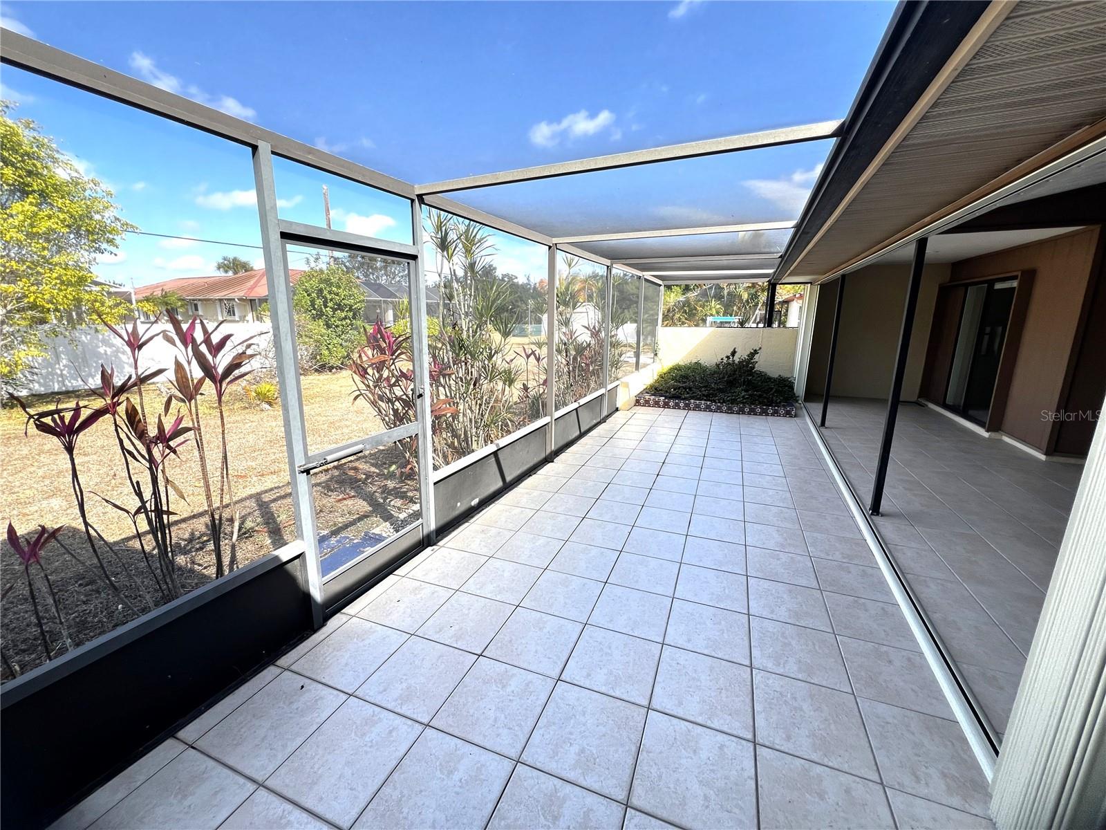 Image 36 of 52 For 19358 Edgewater Drive