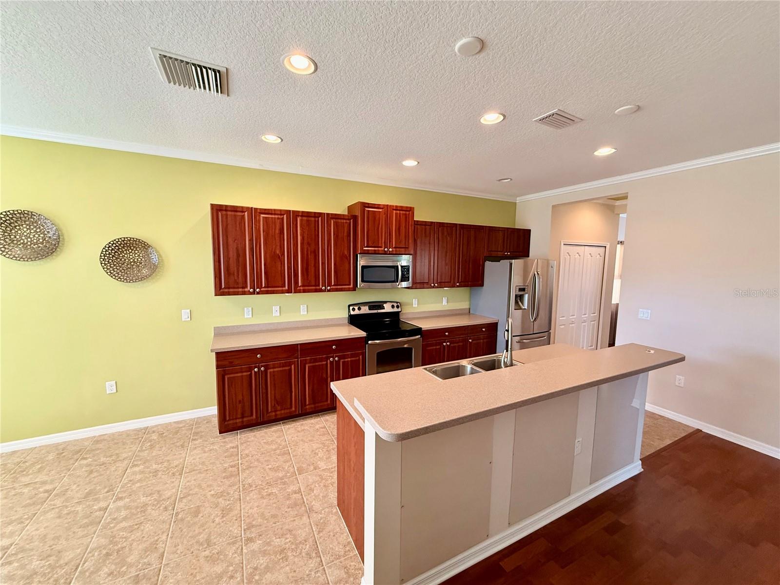 Image 9 of 42 For 6222 45th Lane East