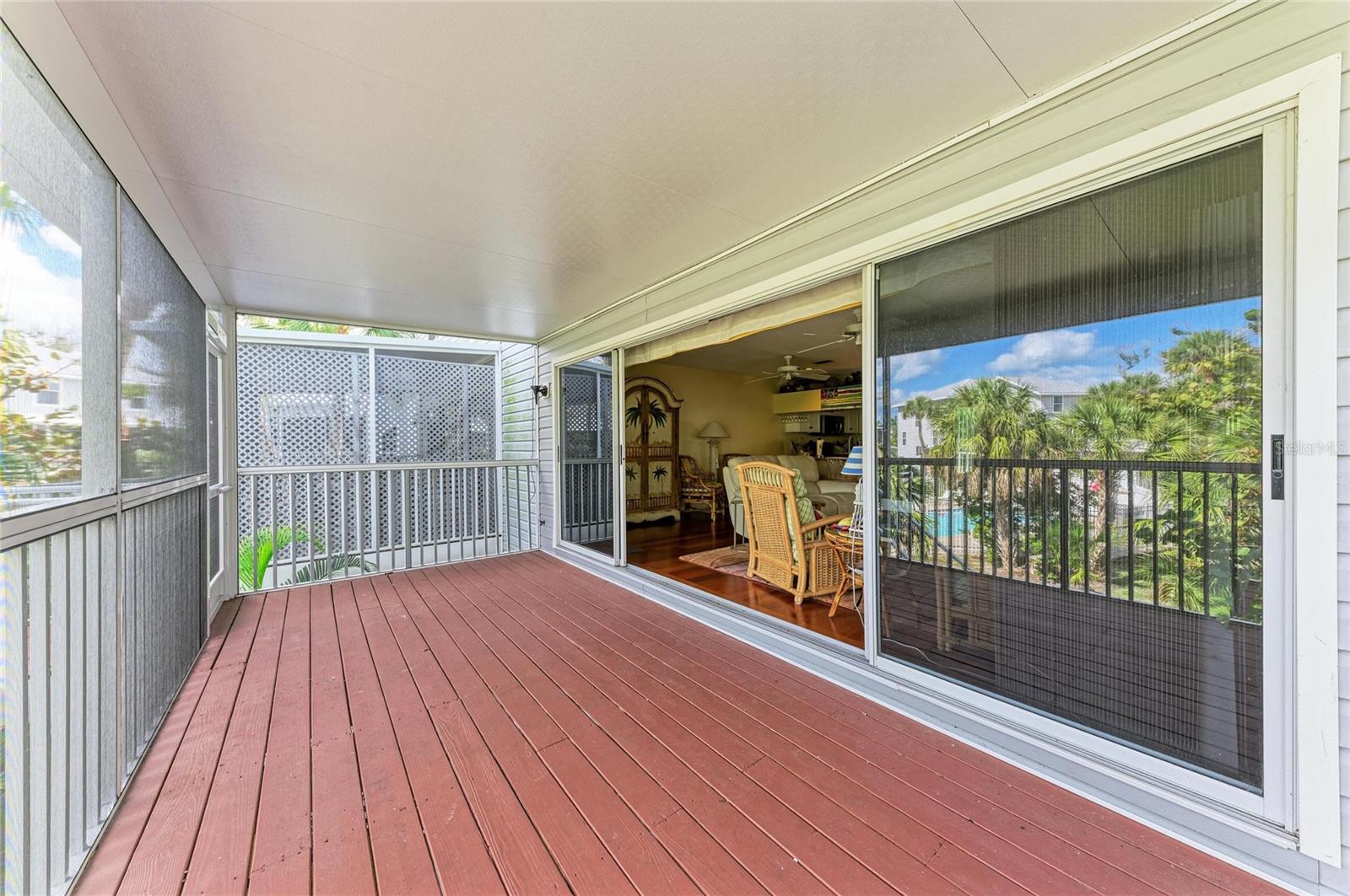 Image 18 of 65 For 6250 Holmes Boulevard 56