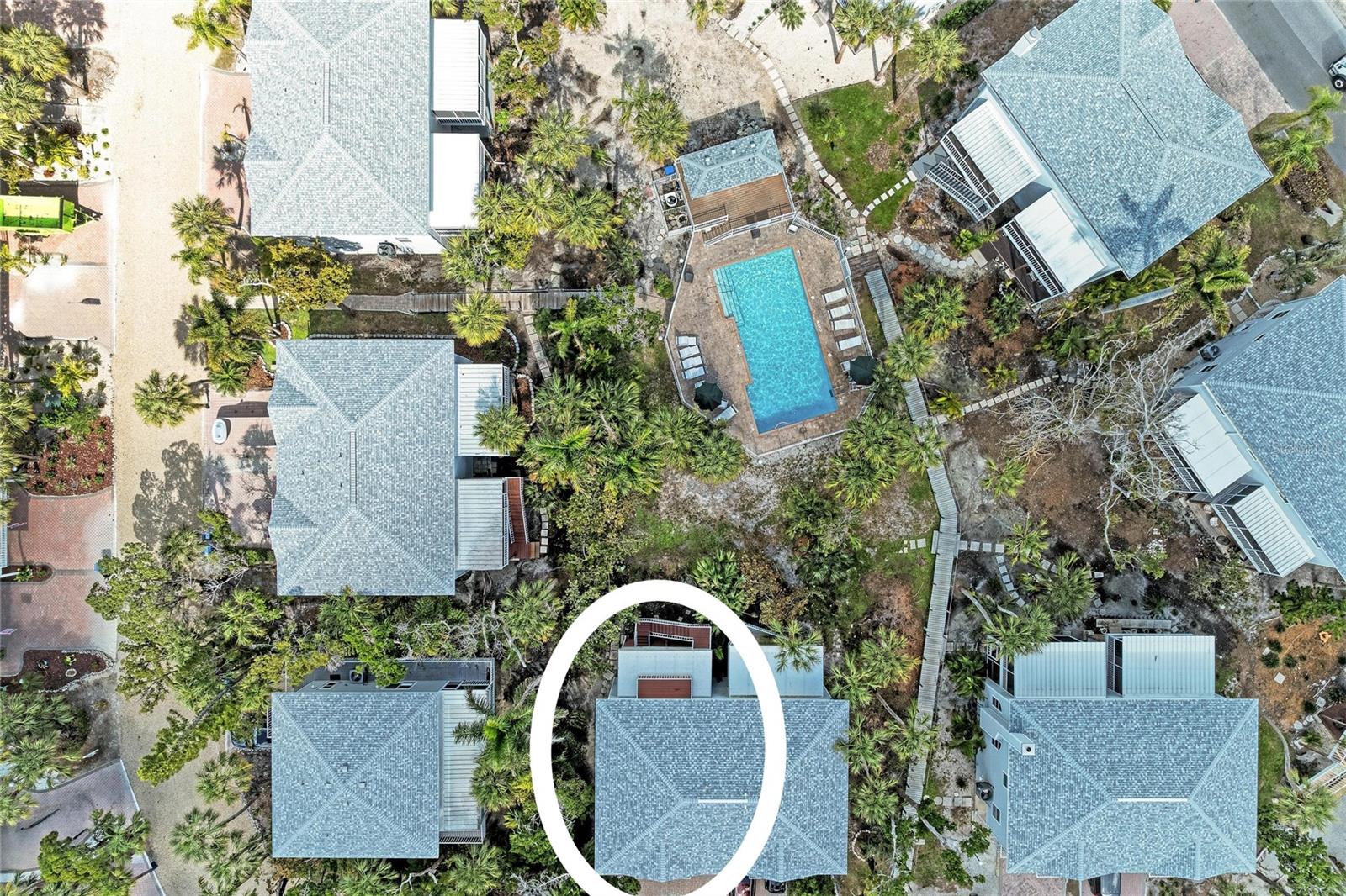 Image 48 of 65 For 6250 Holmes Boulevard 56