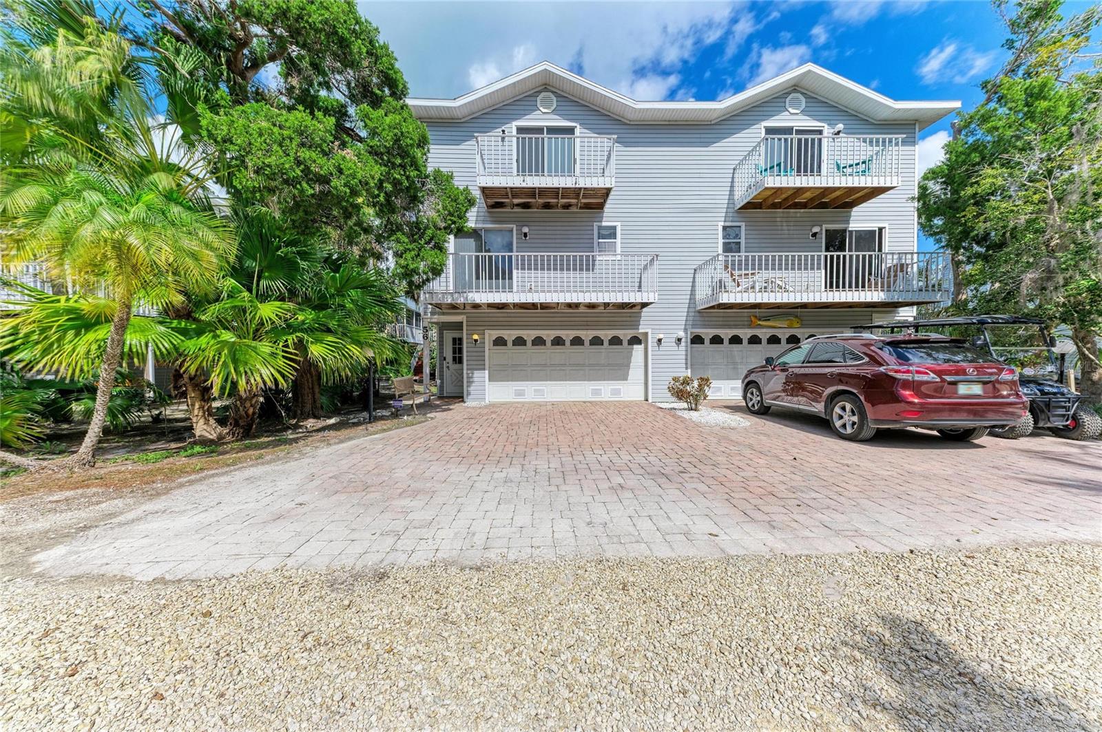 Image 64 of 65 For 6250 Holmes Boulevard 56