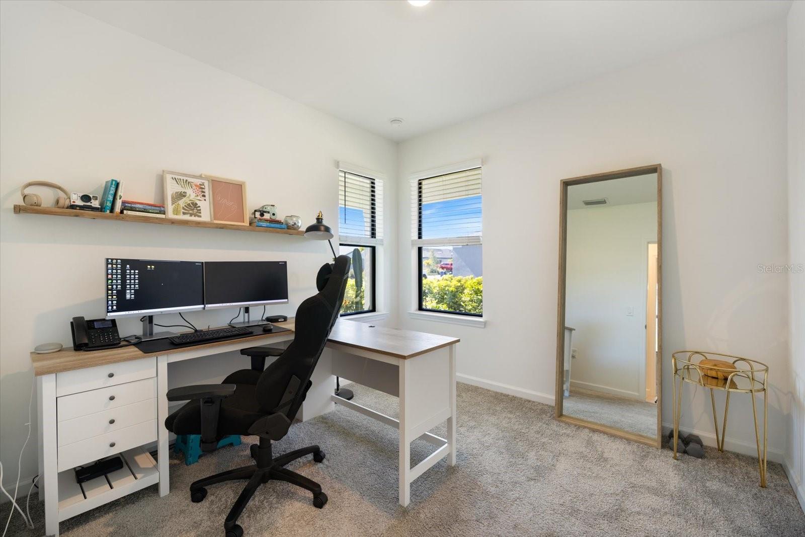 Image 18 of 38 For 6512 Silverstar Drive