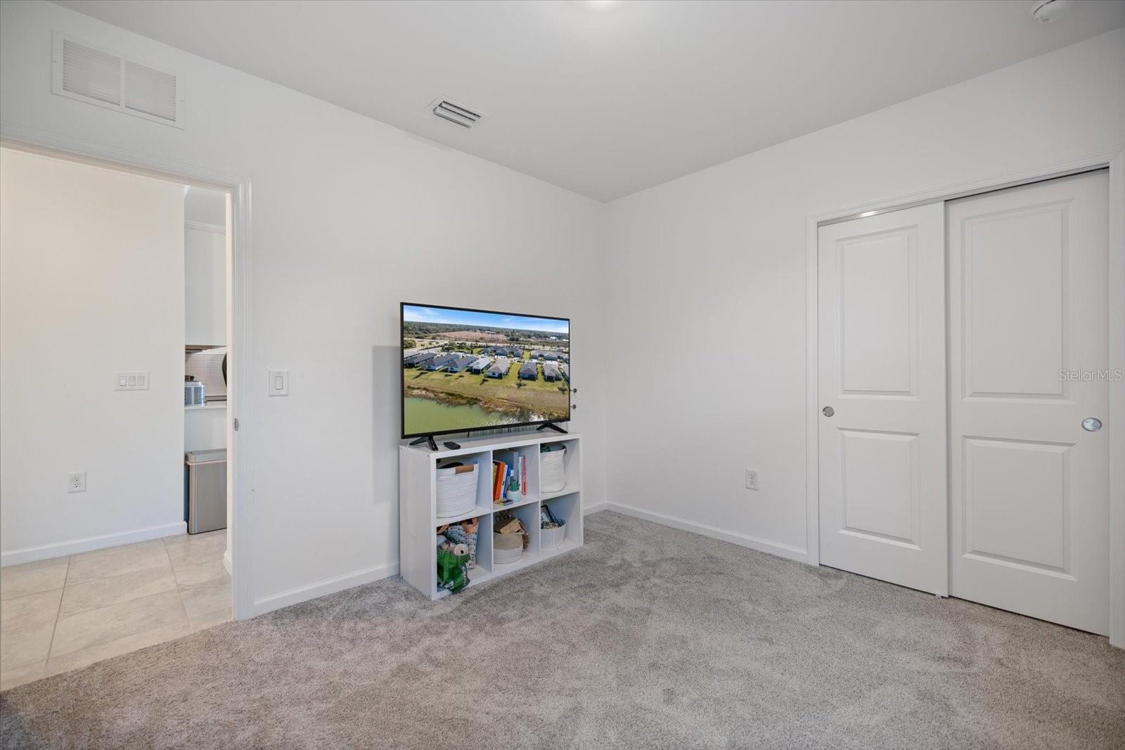 Image 23 of 38 For 6512 Silverstar Drive