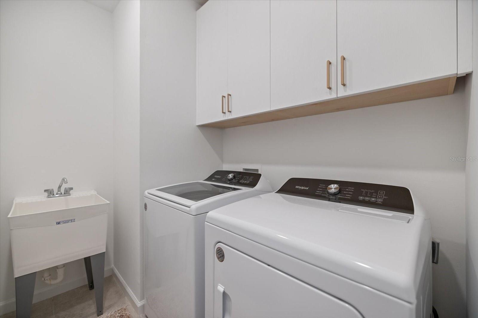 Image 25 of 38 For 6512 Silverstar Drive