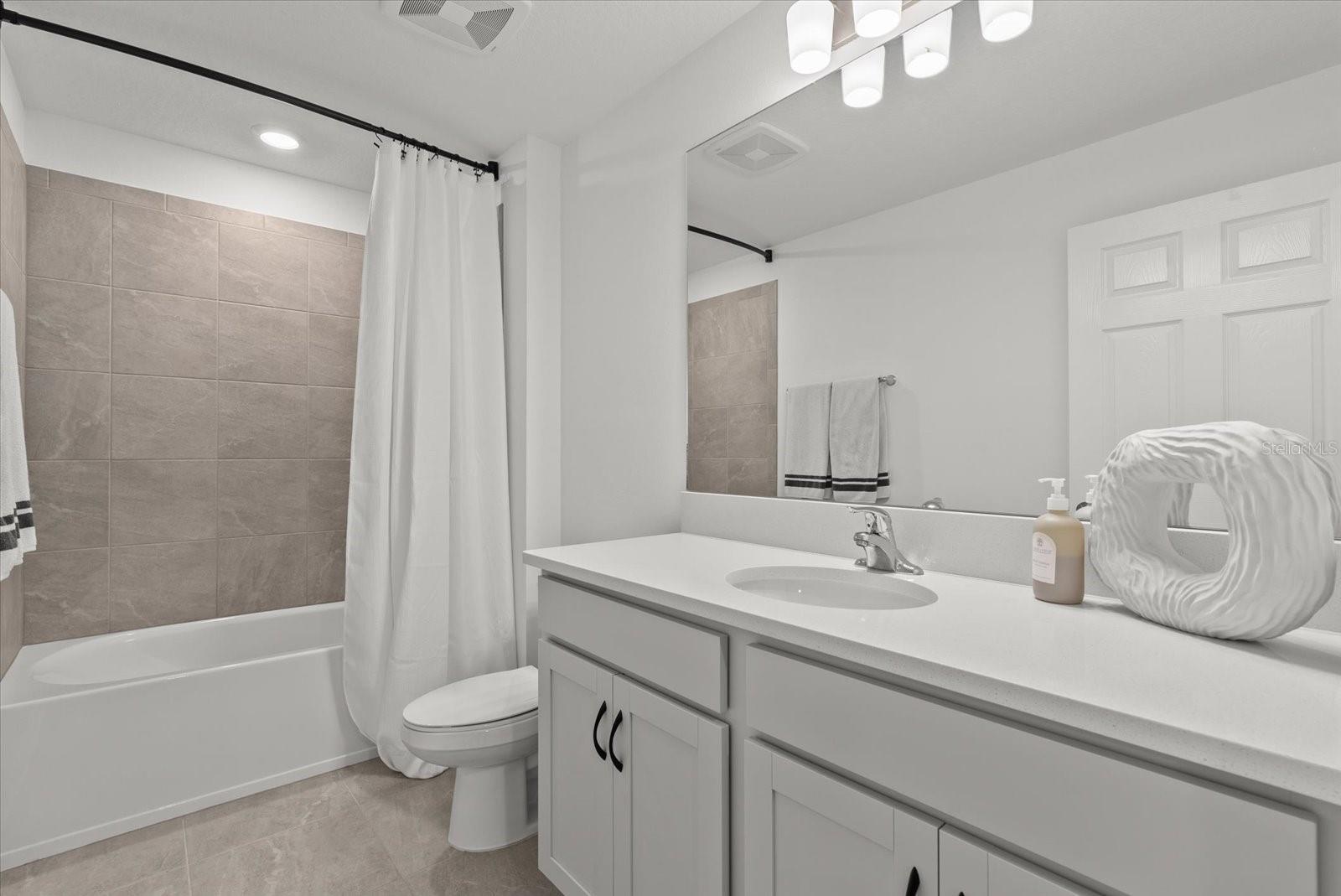 Image 28 of 74 For 7328 Portlight Lane