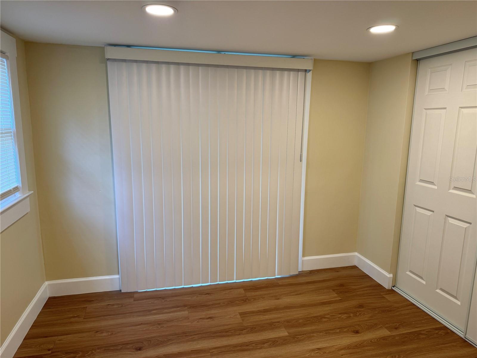 Image 6 of 13 For 1903 Osborne Avenue