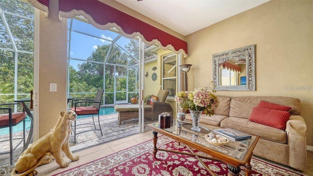 Image 10 of 72 For 8183 Nice Way