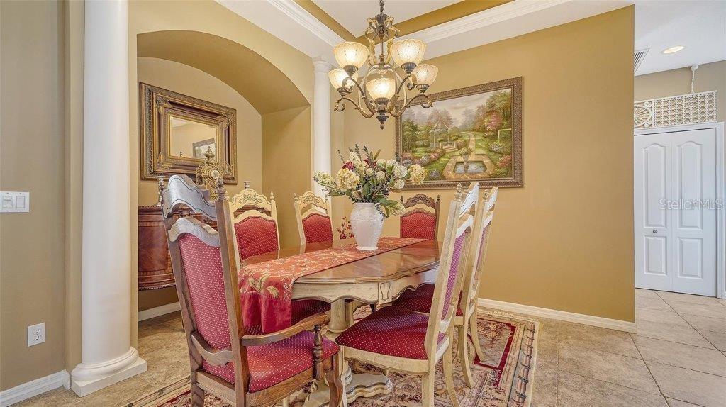 Image 18 of 72 For 8183 Nice Way