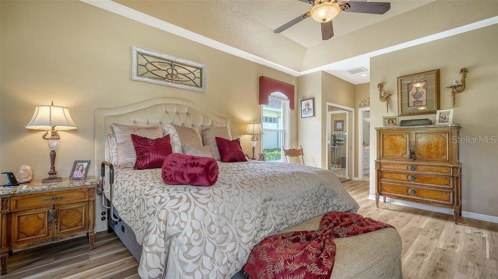 Image 34 of 72 For 8183 Nice Way