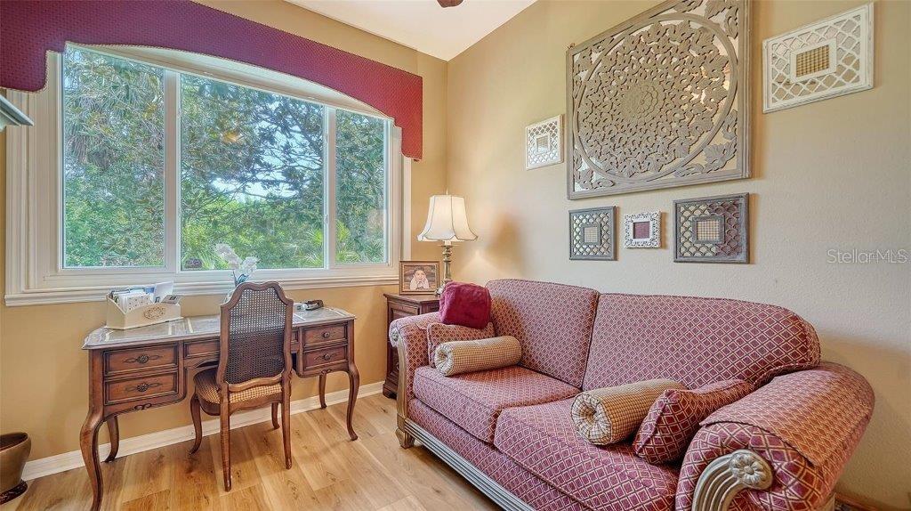 Image 36 of 72 For 8183 Nice Way