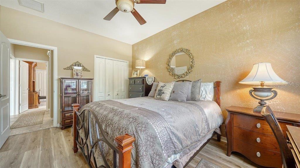 Image 40 of 72 For 8183 Nice Way